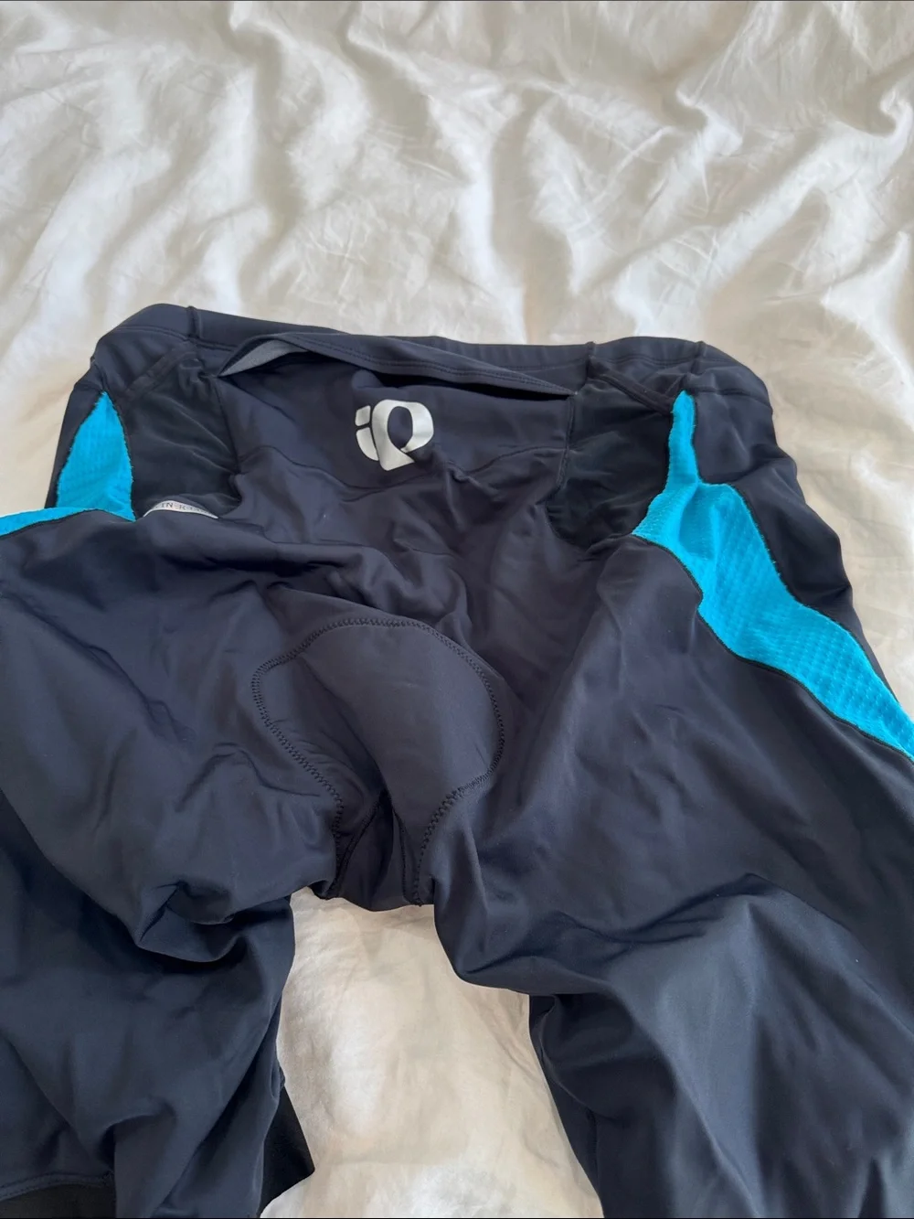 Pearl Izumi Men's Black with Teal Panel Padded Cycling Shorts